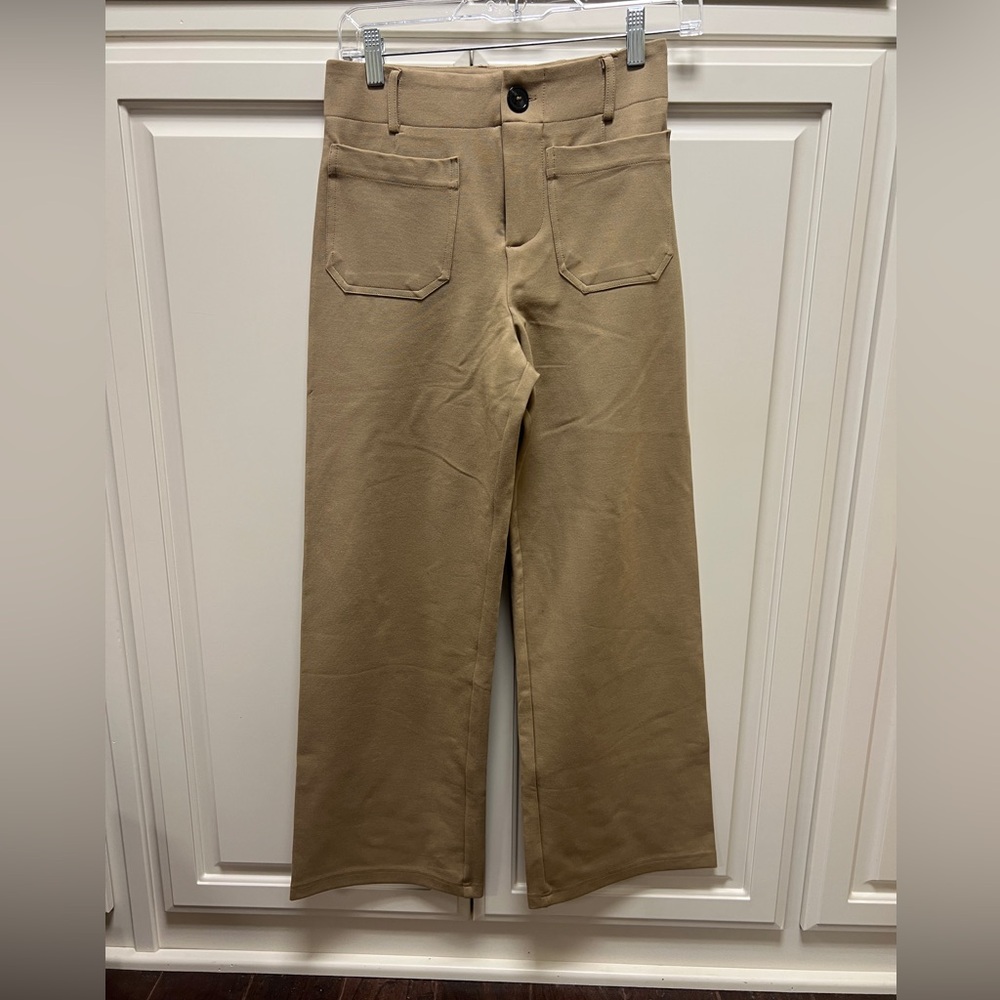 Taupe Miou Muse cropped pants NWT size small